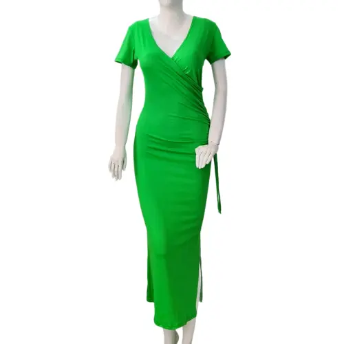 Vestido largo ruchado al lado's photo #1