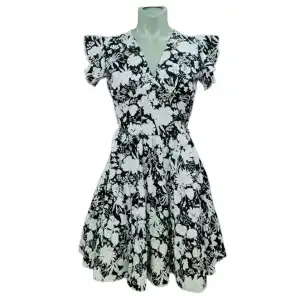 Vestido espalda afuera miniatura 1