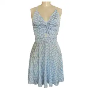 Vestido sexy con nudo miniatura 1