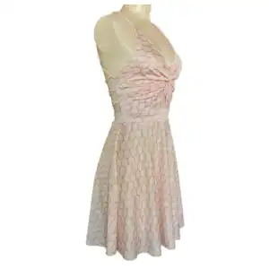 Vestido sexy con nudo miniatura 2